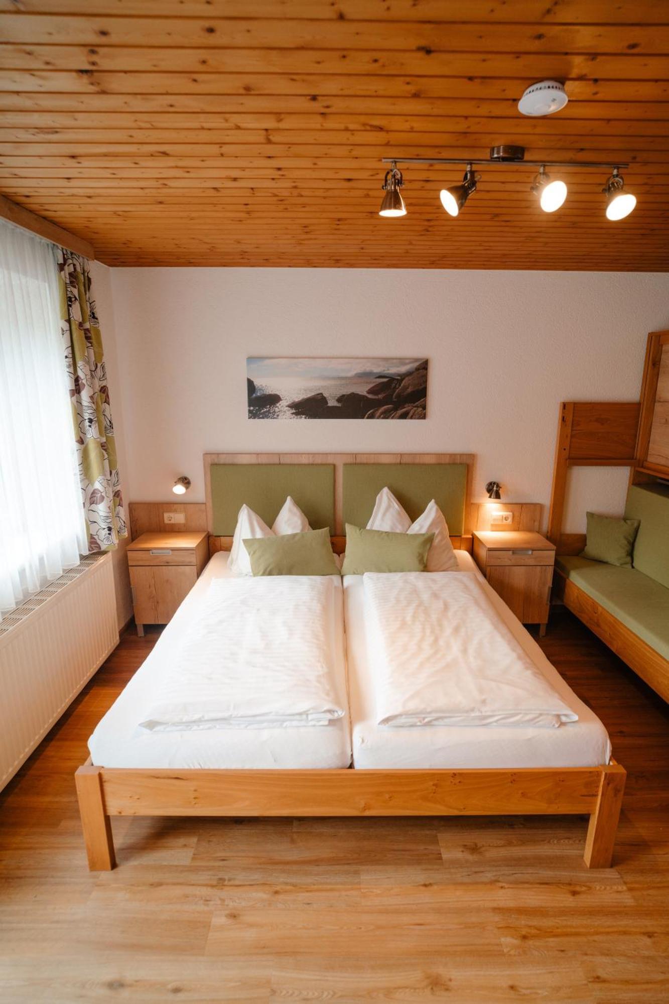 Ertlschweigerhaus Pension - Appartements - Zimmer Donnersbach Exterior foto